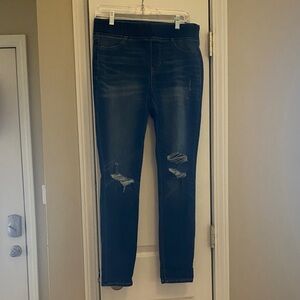 Women's Distressed Blue Jeans